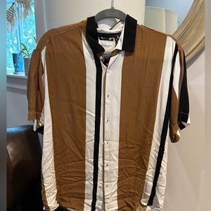 Denim and Flower Short Sleeve Button Up Shirt - Size Medium